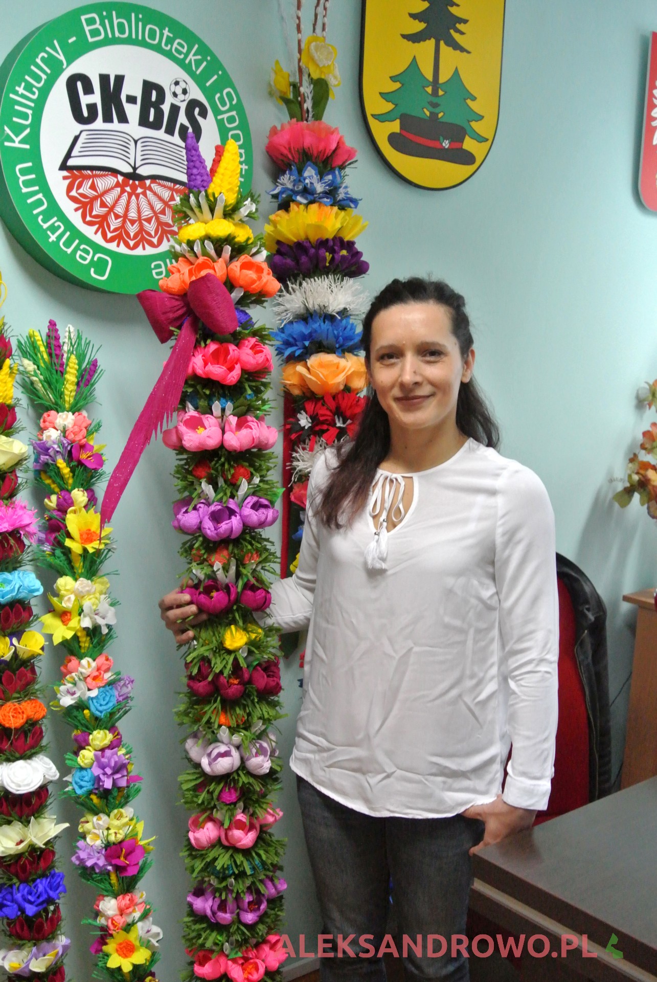 Justyna Niedźwiecka z palmą kurpiowską