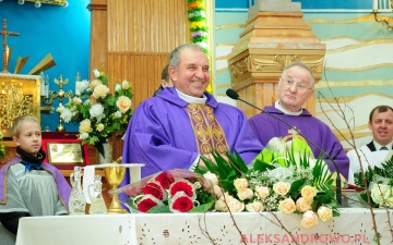 Ostatnia msza ks. Józefa Kuleszy w Obierwi jako proboszcza 26.02.2012