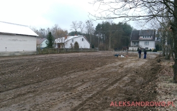 Porządkowanie placu wiejskiego 18.03.2017