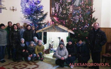 Ubieranie choinek oraz żłobka w kościele 21.12.2016